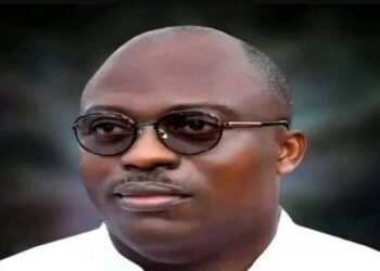 PDP Youths attack EFCC Officials, Foil Attempt to Arrest Fubara