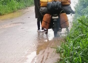 EXPOSED! | How Nigerians Smuggle Fuel on Motorcycles Daily to Benin Republic