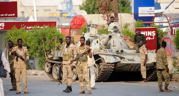 Ongoing Fighting in Sudan complicates efforts to Evacuate Foreigners | METROWATCH