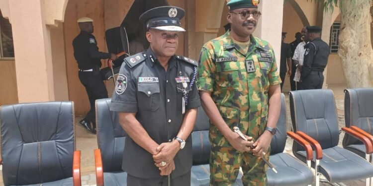 Zamfara Police Boss Receives  Commander 1 Brigade Nigerian Army