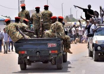 Army Moves in on Foot Over Shootouts in Khartoum on Eid Holiday | METROWATCH