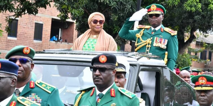 PHOTOS | Nigerian Army Throws Colourful ‘Pulling Out Parade’ for ex-COAS, Yahaya | METROWATCH