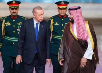 Saudi Arabia to Buy Armed Turkish Drones | METROWATCH