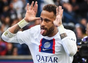 Neymar Reveals Why Messi, Mbappe Didn’t Win UCL for PSG | METROWATCH