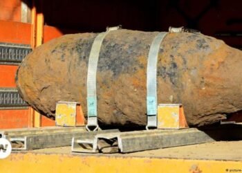 World War II Bomb safely Detonated in  Hamburg, Germany | METROWATCH