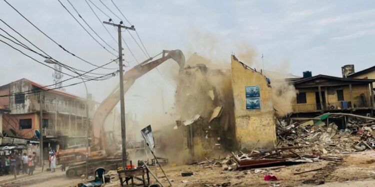 Police Confirm 2 Dead, 20 Rescued in Abuja Building Collapse | METROWATCH
