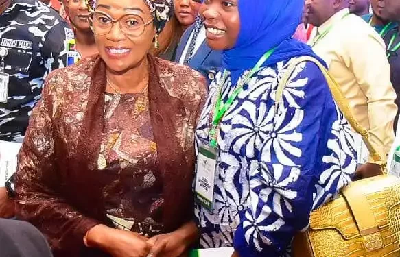 43 Students Bag First Lady’s Scholarship Grant | METROWATCH