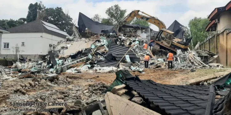 Wike Brings down First Multi-million Naira Building in Abuja — FCTA recounts full story | METROWATCH