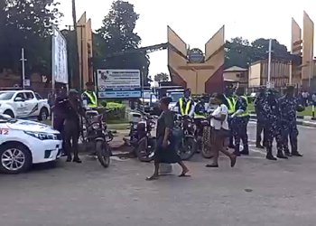 UNILAG Fee Hike: Students Kick, Varsity Reacts | METROWATCH