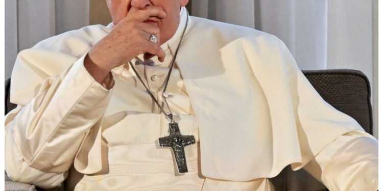 Pope Francis Give Details on Catholic Church Blessing Same-Sex Marriages | METROWATCH