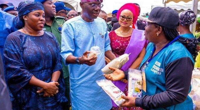 PHOTOS | Sanwo-Olu Celebrates World Food Day in Lagos | METROWATCH