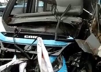 BRT Bus Crashes on Lagos Highway | METROWATCH