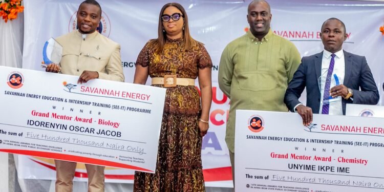 Accugas Awards Scholarships to 50 University Students from Akwa Ibom | METROWATCH
