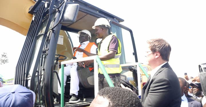 Sheriff Oborevwori Flags off Construction of Effurun/Warri Flyovers, Roads | METROWATCH