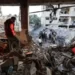 Israel Battles Hamas on Streets of Gaza City as UN Delays Vote again | METROWATCH