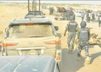 How Governor Zulum’s Convoy Escaped Bomb Trap Set by Insurgent  | METROWATCH
