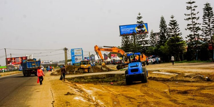 Flyover Bridges: Deltans Rejoice as Julius Berger Commences Construction in Warri, Effurun Roads | METROWATCH