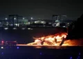 400 Passengers Evacuate Safely as Plane Bursts into Flames in Japan | METROWATCH