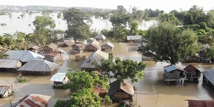 Congo Floods: 350,000 People Need Humanitarian Aid, UN Raises the Alarm | METROWATCH
