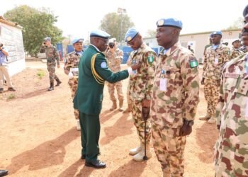 Maj-Gen Femi Sawyerr Presents UN Medal Awards to Nigerian Troops in UN Force | METROWATCH