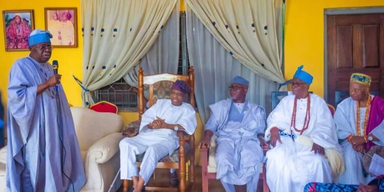 Tinubu Visits Yoruba Leaders in Akure, Says ‘We’re Building an Efficient Nigeria That is Fair, Inclusive to All’  I METROWATCH