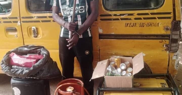 PHOTOS | Lagos Police Nab 2 Robbery Suspects | METROWATCH