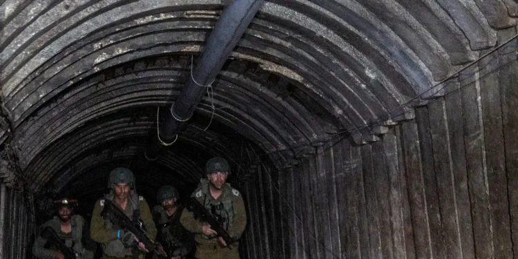 Israeli Army Destroys Hamas’ 4-km Long Tunnel in Gaza Strip | METROWATCH