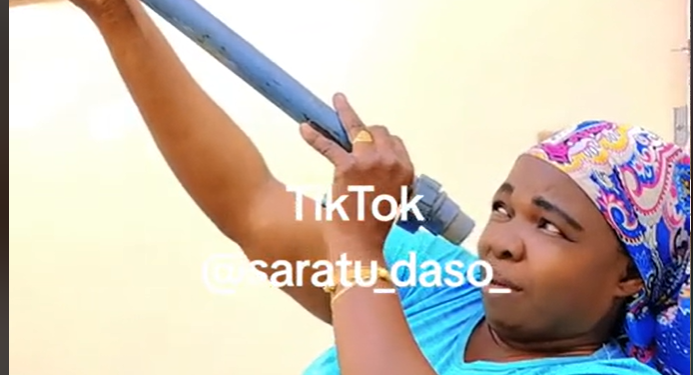 Family Member: Actress Saratu Gidado Died after Her Ramadan Moonsighting Video | METROWATCH