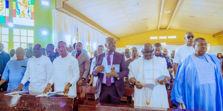 Tinubu, Oborevwori, Obaseki, Others Pay Tribute to Late Asagba of Asaba |  METROWATCH
