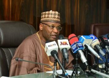Mahmood Yakubu: INEC to Resume CVR in Edo, Ondo  | METROWATCH