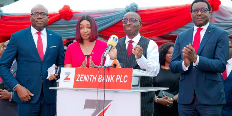 Zenith Bank Launches State-of-the-art Digital Screen in Lagos | METROWATCH