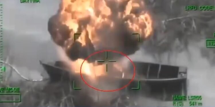 Nigerian Air Force Plane Intercepts Fleeing Oil Thieves in Speedboat, Others | METROWATCH