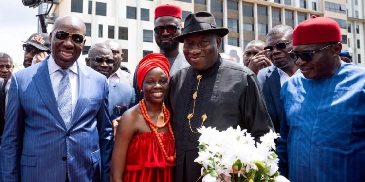 Jonathan Commissions Refurbished Edo State Secretariat Complex | METROWATCH