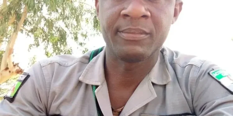 Smuggler Kills Customs  Officer, Hamza Abdullahi-Elenwo, in Kaduna | METROWATCH 