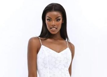 South Africans Want Chidimma Adetshina, Miss SA Finalist, Disqualified — sign petition | METROWATCH