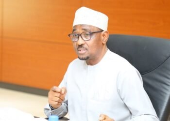 Diesel Spat: NMDPRA, Farouk Ahmed Get More Knocks from Nigerians for ‘Deliberate Attempt to Demarket Dangote Refinery’  | METROWATCH