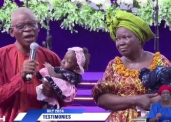 62-year-old Nigerian Woman Delivers Twins after 35 Years of Marriage | METROWATCH