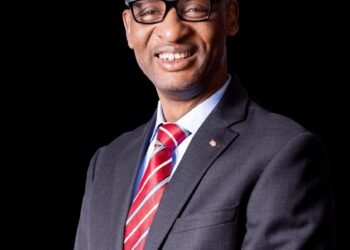 Oando Exited OVH 3 Years before NNPC Retail Buy Out, OPINION By Femi Awoyemi | METROWATCH