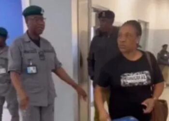 VIDEO: Why I Tore My Husband’s Passport to Pieces at the Airport | METROWATCH