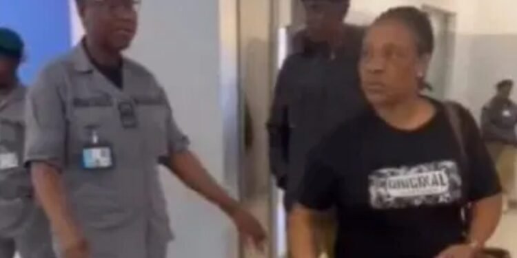 VIDEO: Why I Tore My Husband’s Passport to Pieces at the Airport | METROWATCH