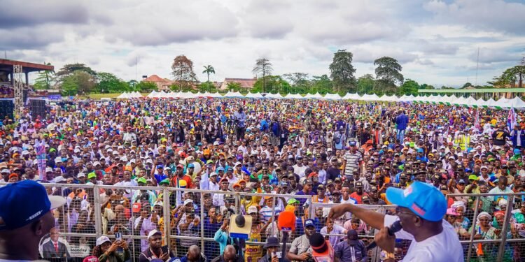 EDO 2024: ‘The Hope You’re Yearning for is Here’, Okpebholo Tells Voters at Grand Finale Rally