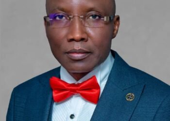 EFCC: Corrupt Politicians and Fraudsters Must Pay for their Crimes, Opinion By Iliyasu Gashinbaki