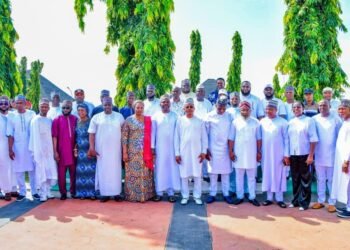 Governor Ododo Swears in New Local Govt Chairmen in Kogi