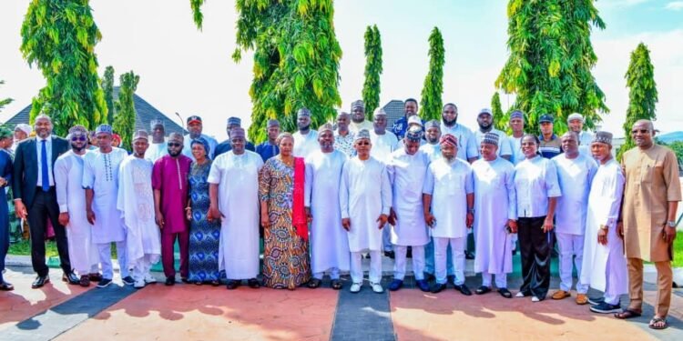 Governor Ododo Swears in New Local Govt Chairmen in Kogi