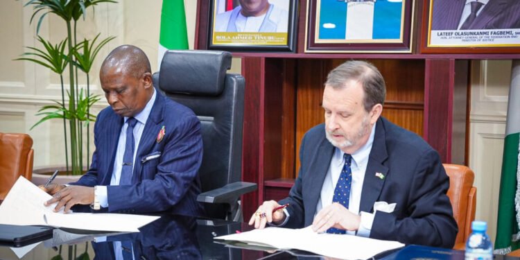 Nigerian Government, U.S. Sign Agreement on Repatriation of $52.88m Corruption Proceeds