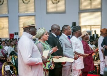 Okpebholo Swears in 6 Commissioners, SUBEB, EDSIEC Chairs, Others