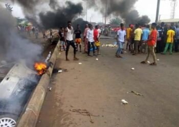 30 Burnt to Death in Ondo Car Crash