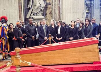 Obi in the Vatican, Joins Dignitaries to Witness Pope’s Lying in State