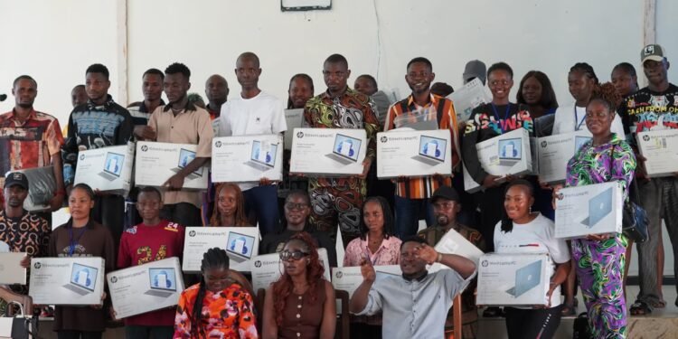 Otuaro Thanks Tinubu as PAP Presents Laptops to 663 Scholarship Beneficiaries