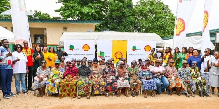Sights Restored as 2,000 Benefit from ‘NNPC/Shell Vision First’ Outreach in Lagos